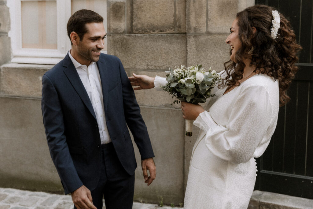 First Look séance couple rue de Nantes civil